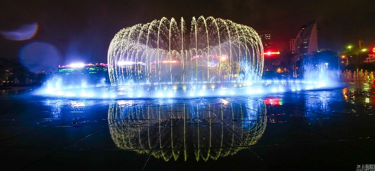 吉林公园喷泉-重力水帘维修|厂家|定制-博驰