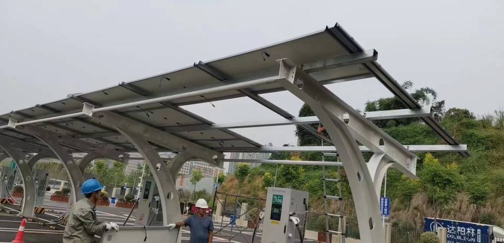 许昌市安装太阳能光伏板用光伏车棚焊接主体支架
