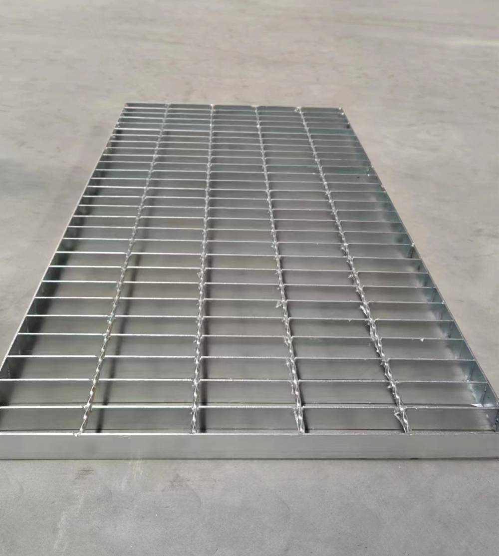 镀锌钢格板 排水沟 楼梯踏步防滑施工平台钢格栅