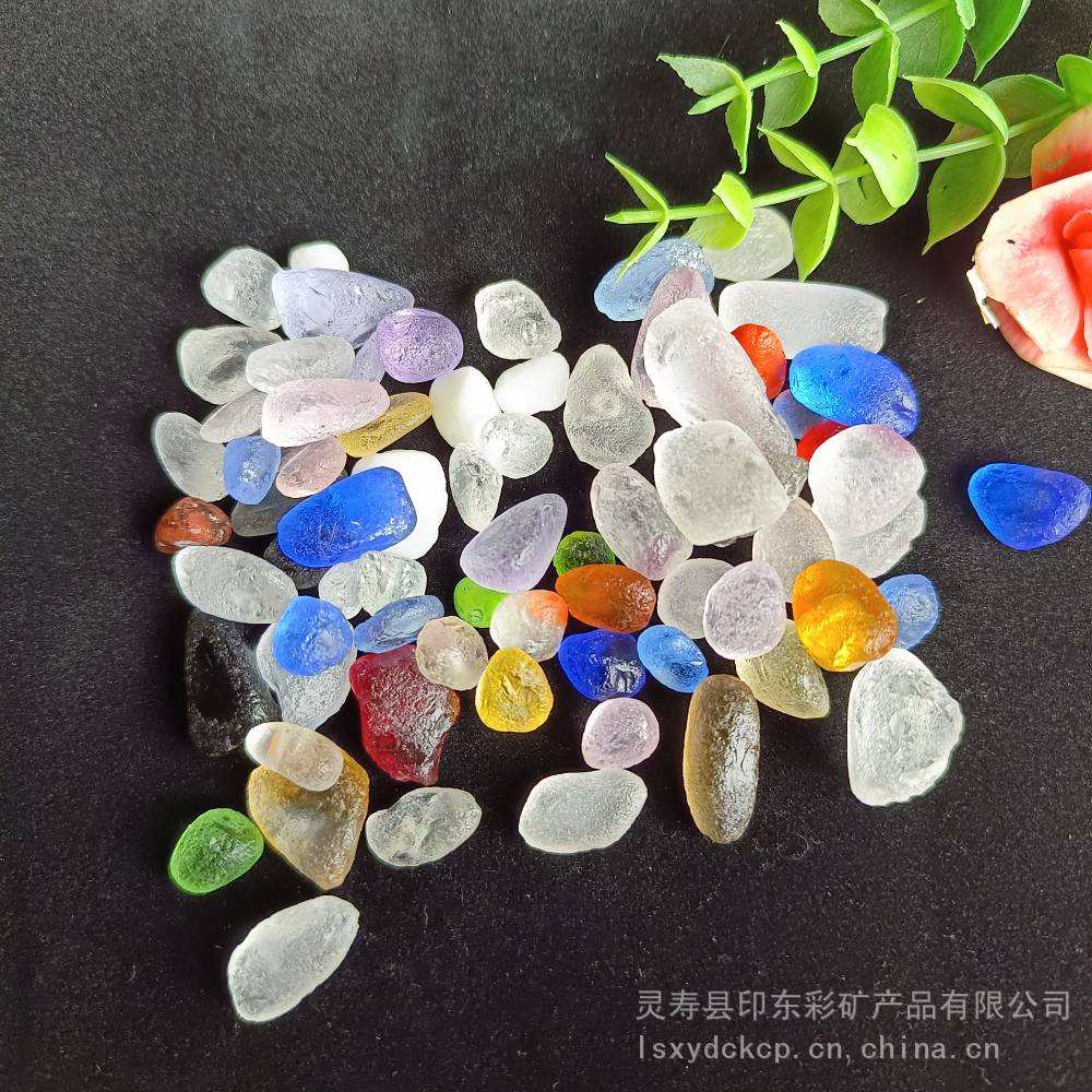 混色磨砂彩色玻璃卵石 装饰造景玻璃石 儿童DIY不规则糖果石