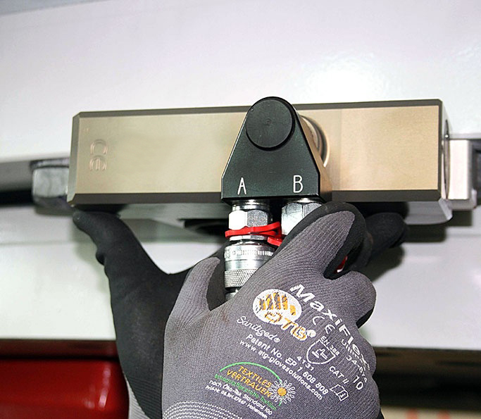 数显数控智能全自动电动液压扭力扳手泵实用级
