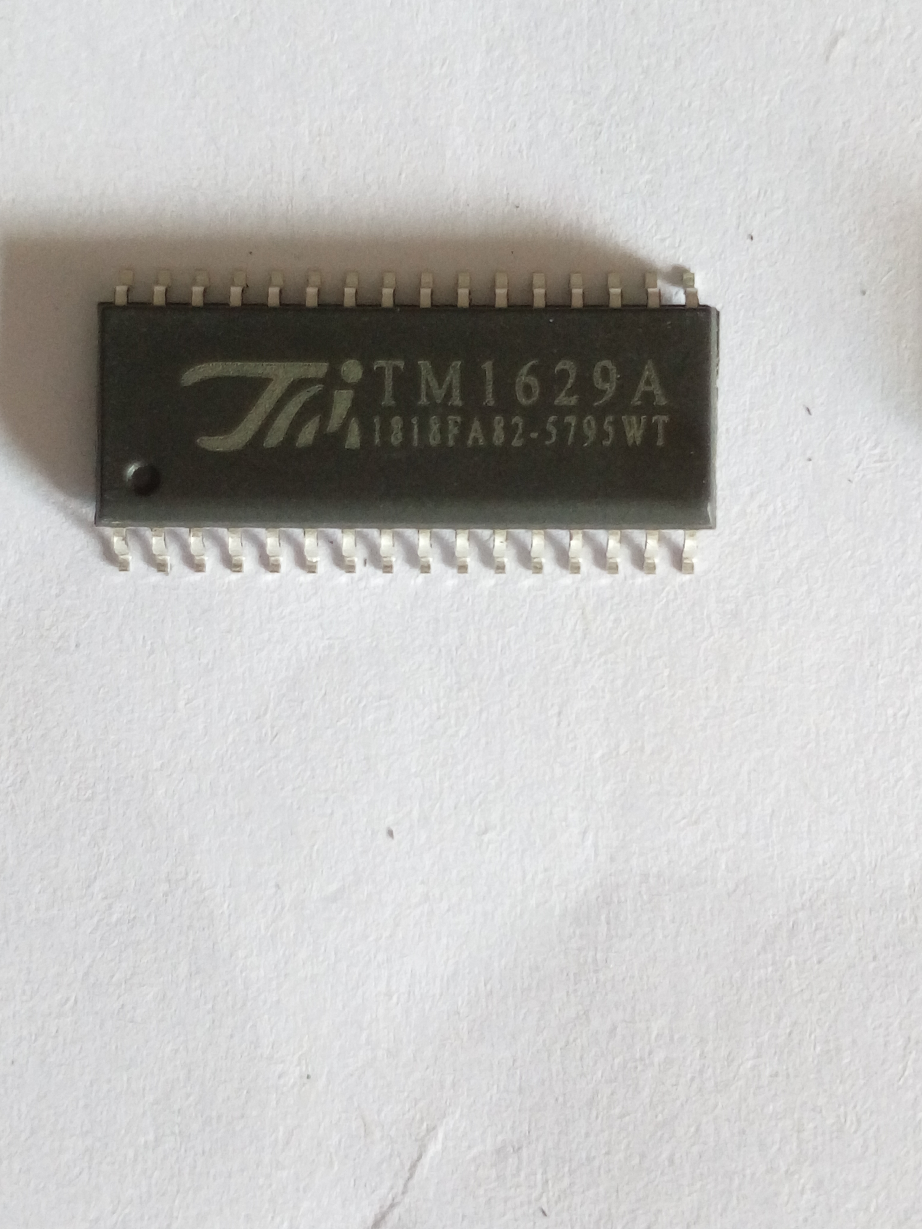 TM1629A显示驱动16 段×8 位