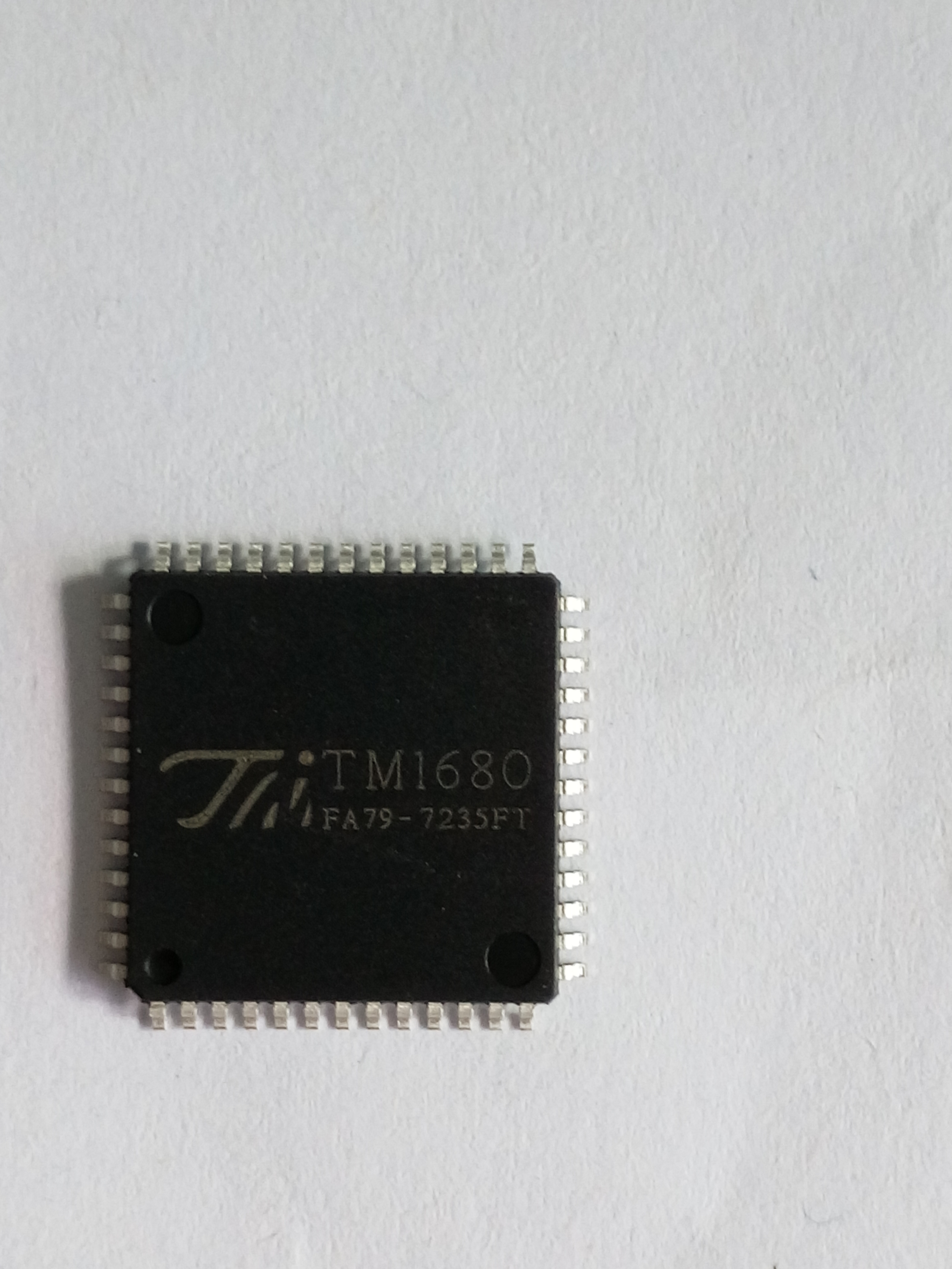 TM1680数码管24×16/32×8驱动