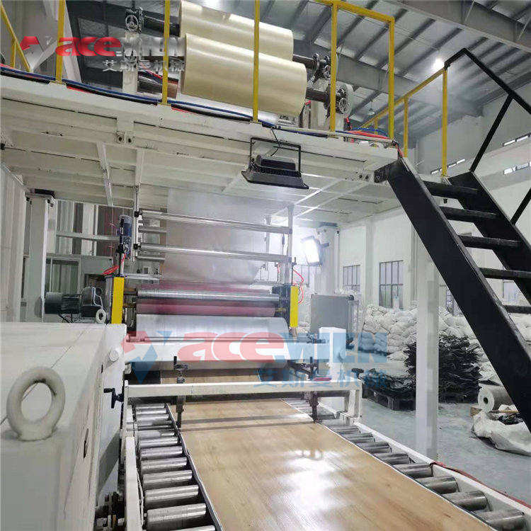 SPC石塑地板生产线 艾成机械 操作更方便