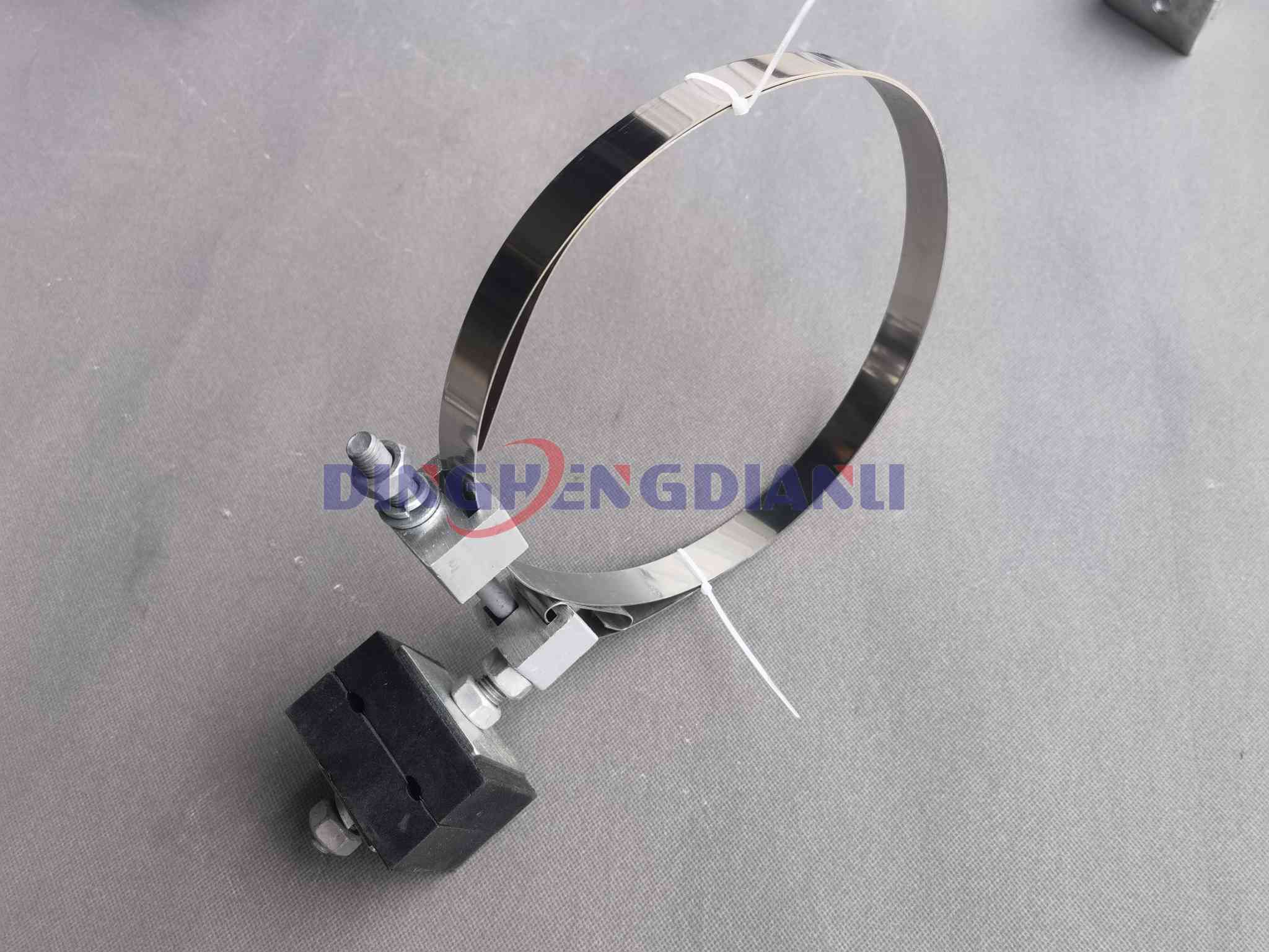优质不锈钢钢扎带 电力抱箍可调节紧固钢带 电缆电线杆固定夹具