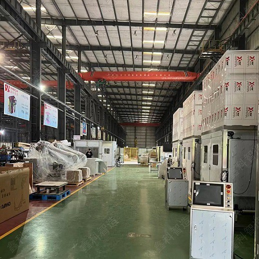 深圳自动智能喷漆机器人生产线,免编程喷涂设备厂家