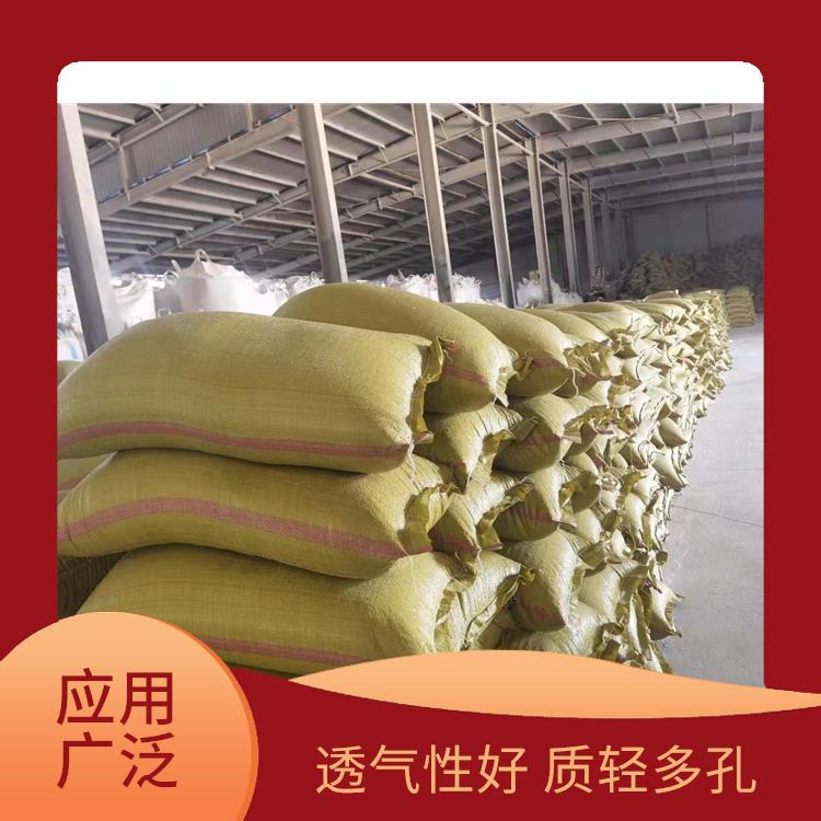 闭孔珍珠岩 密度低 搬运容易 易于掌控施工厚度