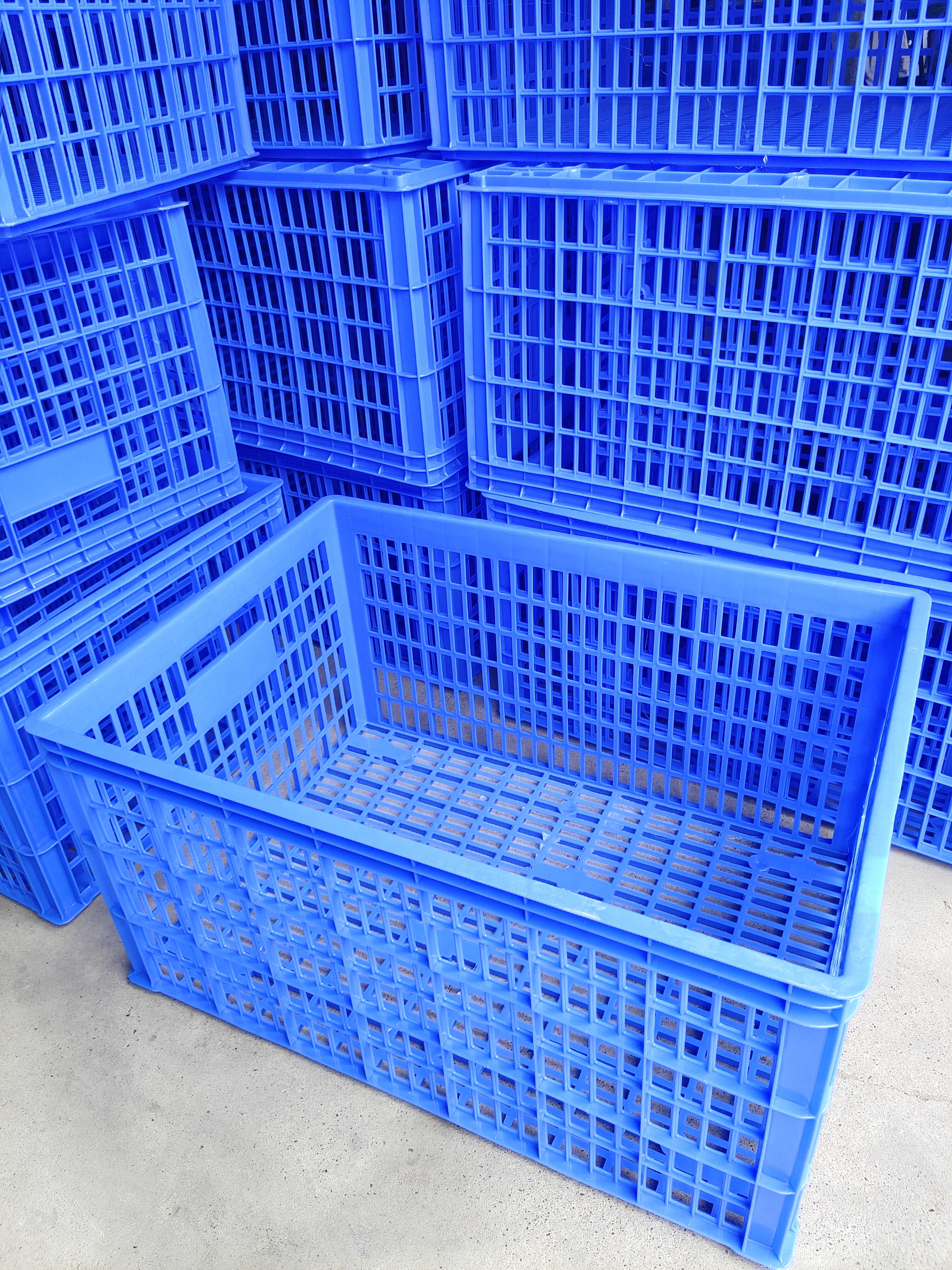 供应1米长塑料筐　加厚蓝色有孔透气胶箱　广西南宁生产厂家