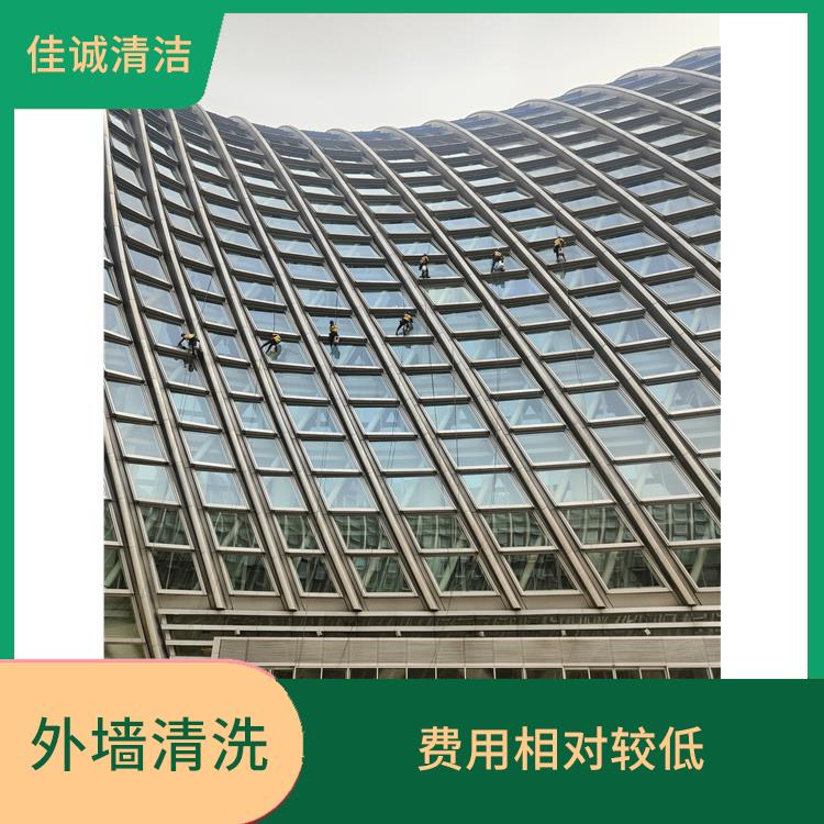 外墙清洗 使外墙恢复原有的美观 工作人员掌握安全操作技能