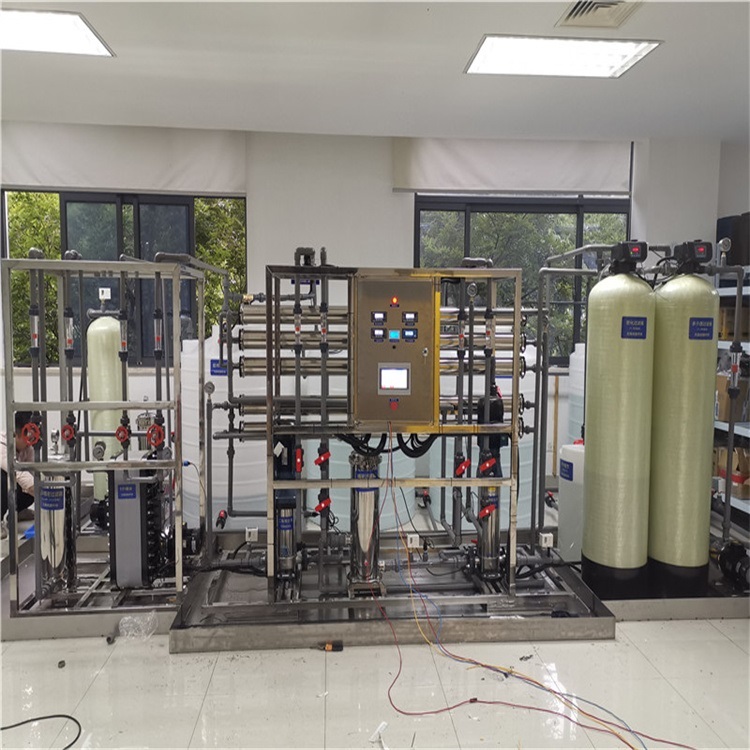 深圳工业用反渗透净水设备-处理量2T/H-高纯水制取设备