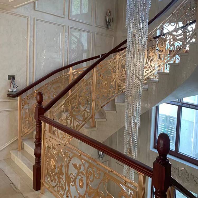 室内家居铜板雕刻圆弧形楼梯栏杆安装 长期订做供应