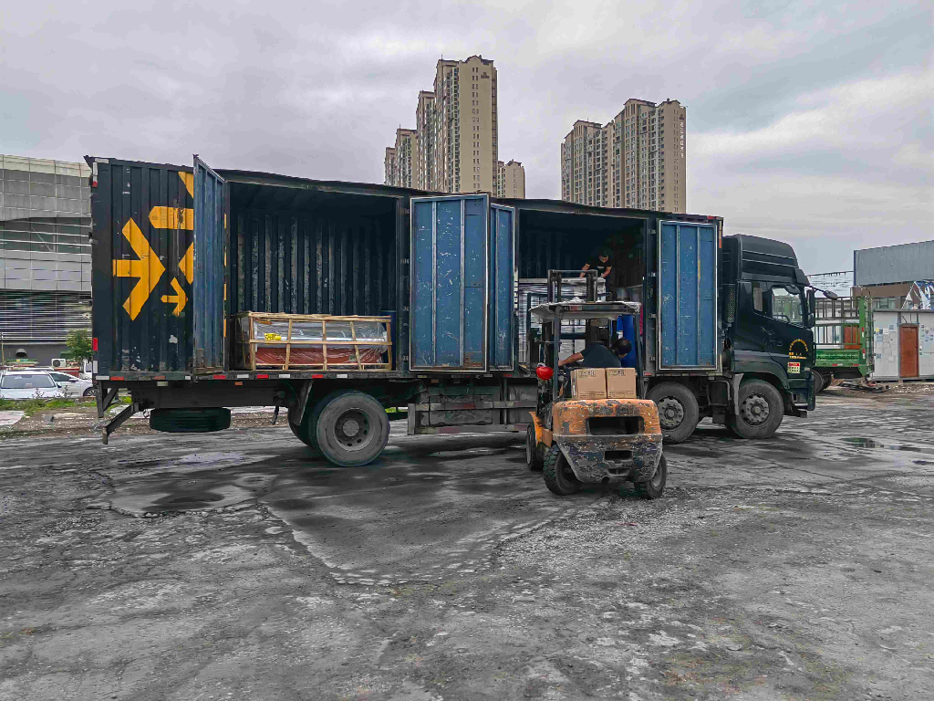 郑州到岳普湖物流货运专线-货物运输