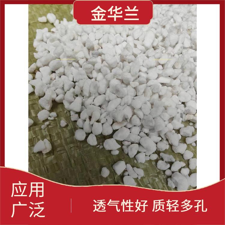 珍珠岩厂家 容量轻 干缩率小 耐久性好 排水性佳