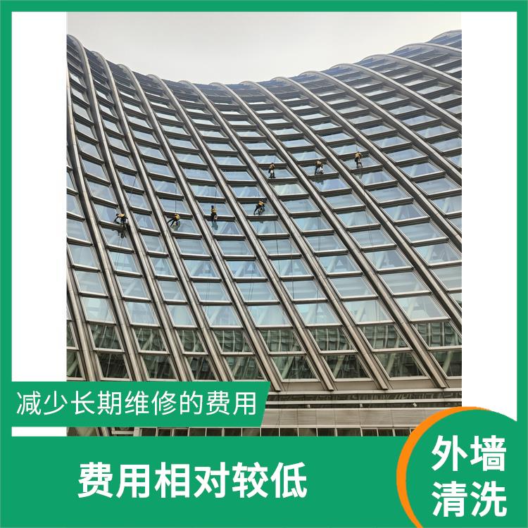 外墙瓷砖清洗 拥有多种高空作业设备 可以快速清洗大面积外墙