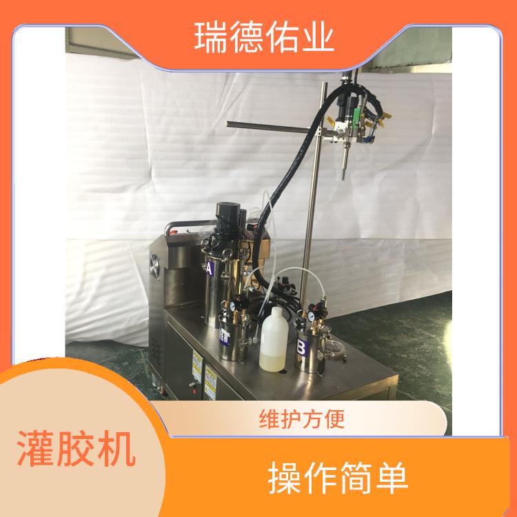 北京灌胶机器人 维护方便 可以实现自动化生产 使用寿命较长