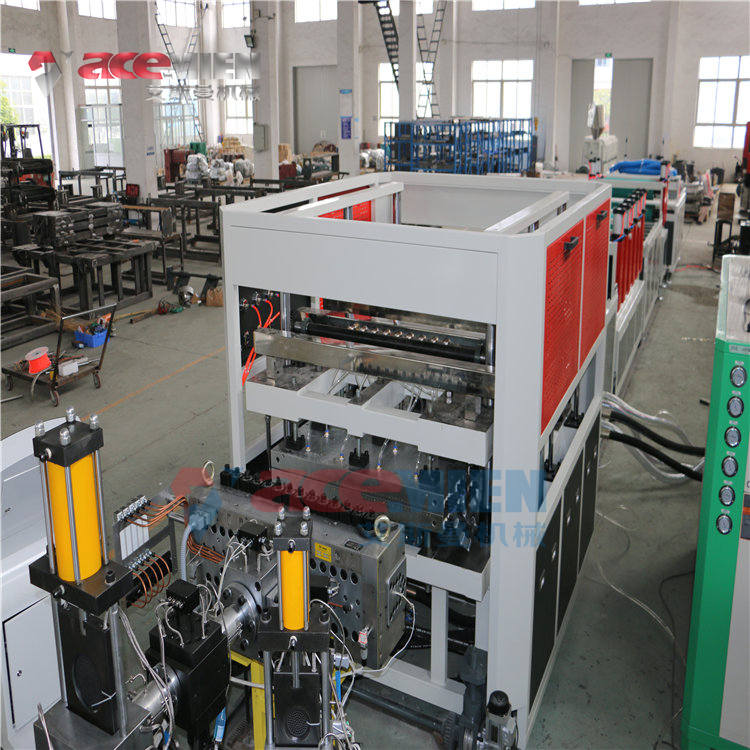广西PP塑料建筑模板机器设备 艾斯曼机械 厂家技术支持