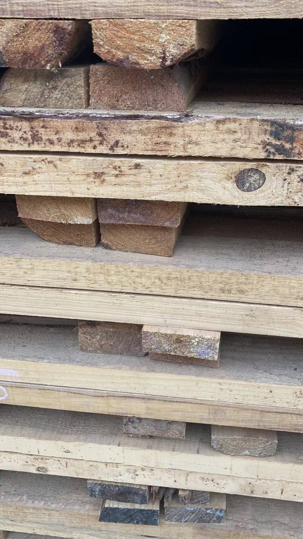 玉溪熏蒸方木 硬度高不断裂 用于木制家具 提高使用率