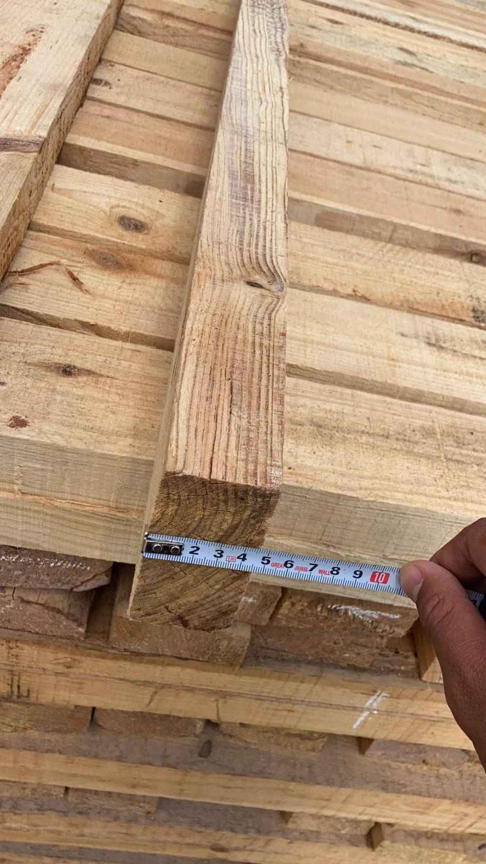 昆明房屋工程建筑木方 环保节能 昊泽 强度大 地板棱条**