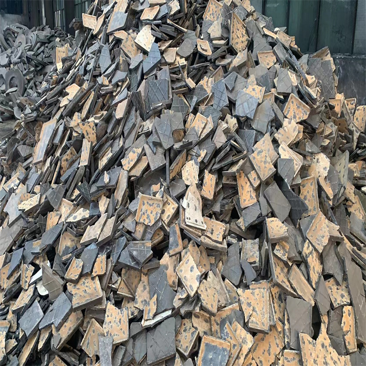 废碳化硅砖正规回收废碳化硅托盘