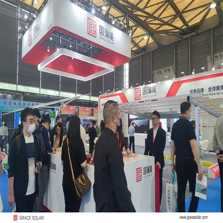 协助海内外参展商全面展示产品 2024SNEC上海光伏展 互通资源