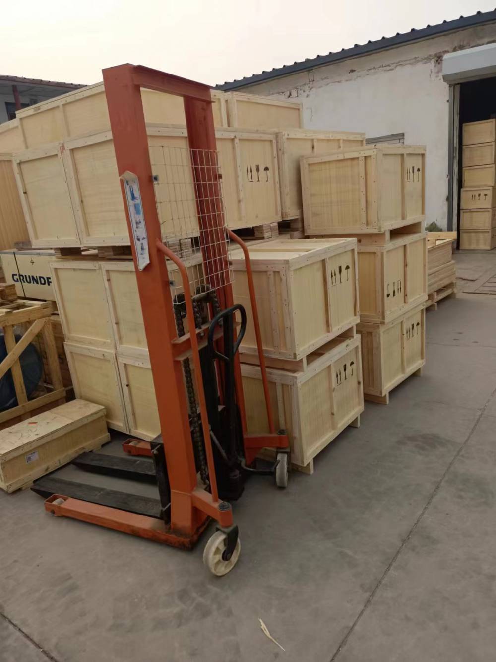 胶合板包装木箱木架木托盘免熏蒸免费测量尺寸