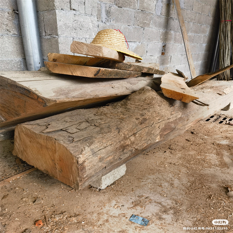 宿州柳州楠木元宝棺材定制 木质坚硬 不易变形 开裂