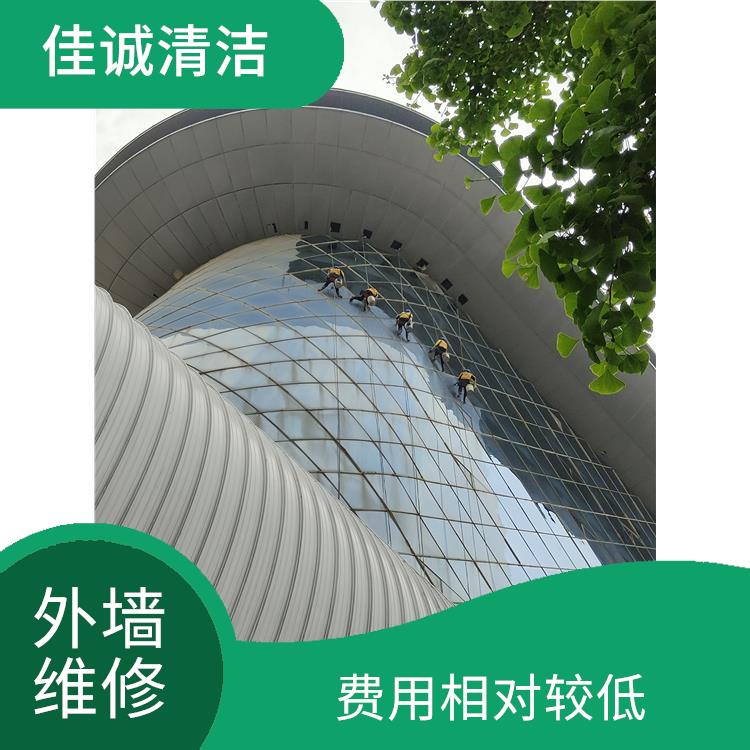 东城区建筑物外墙打胶 费用相对较低 需要考虑周围环境的安全