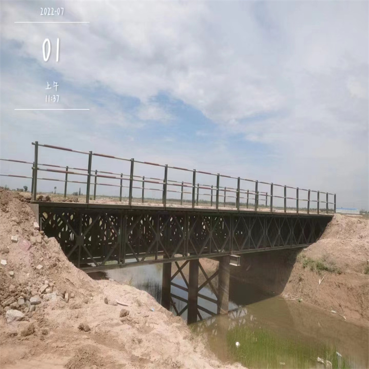 长春321型装备式公路钢桥服务 梁体采用钢结构 减少了桥墩对桥面梁的遮挡