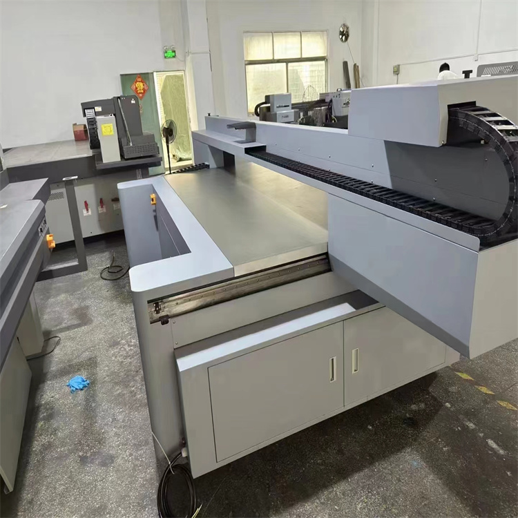 澄迈县uv平板打印机转让 圆柱体UV打印机 提供售后