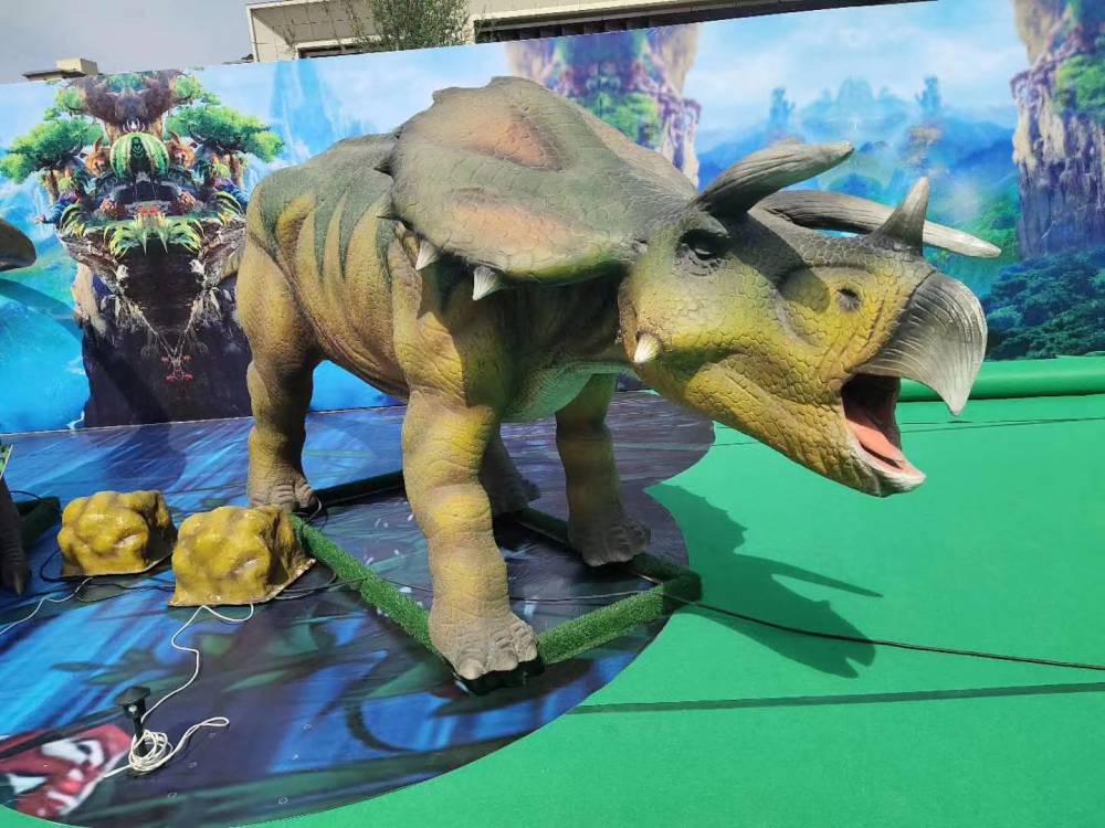 6米牛龙仿真软体硅胶模型插电可动恐龙出售 造型逼真