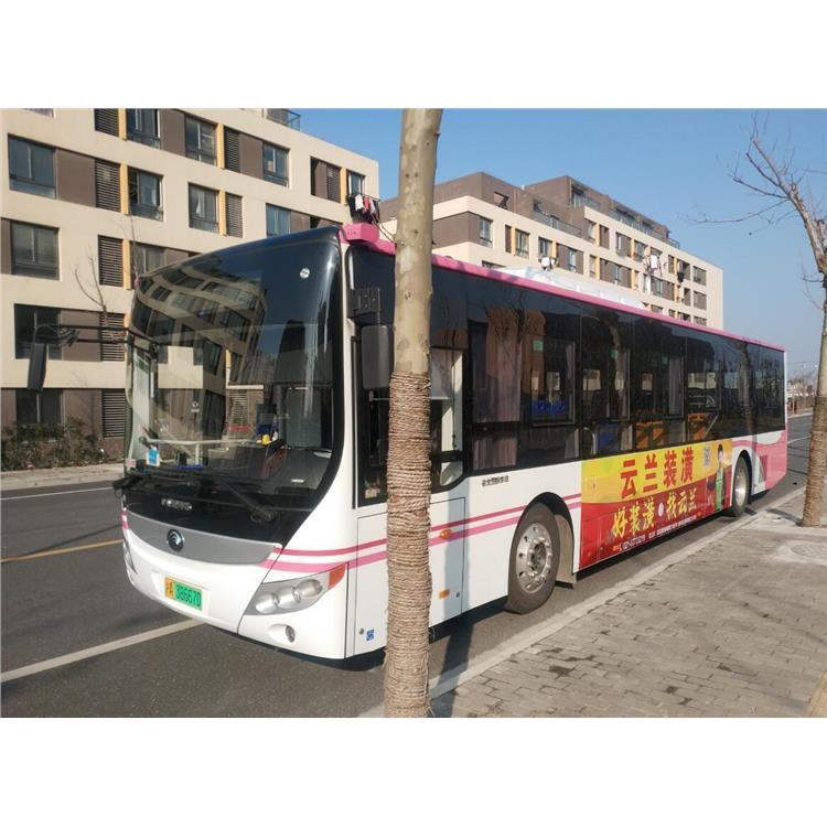 上海公交车身广告制造厂 广告能够在不同的路线和地区移动