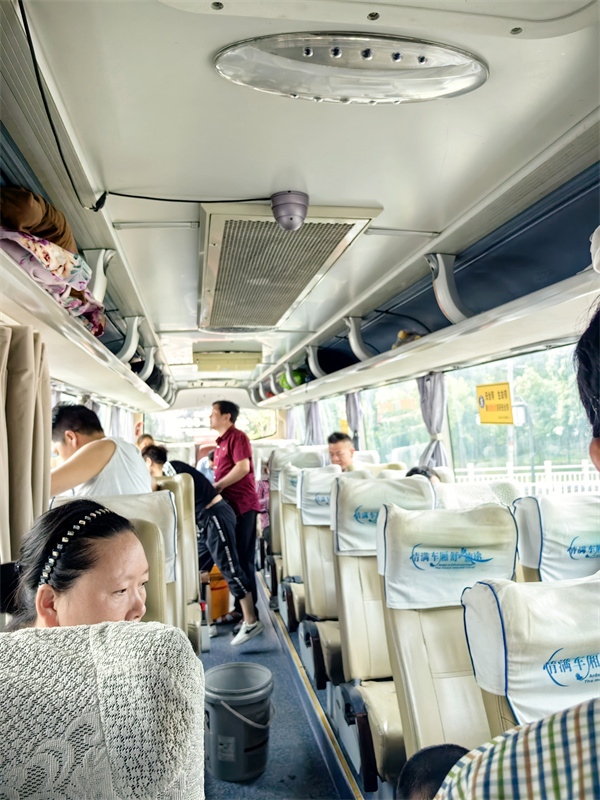 张家港到广南的长途汽车+客车车带WiF一览表/客车