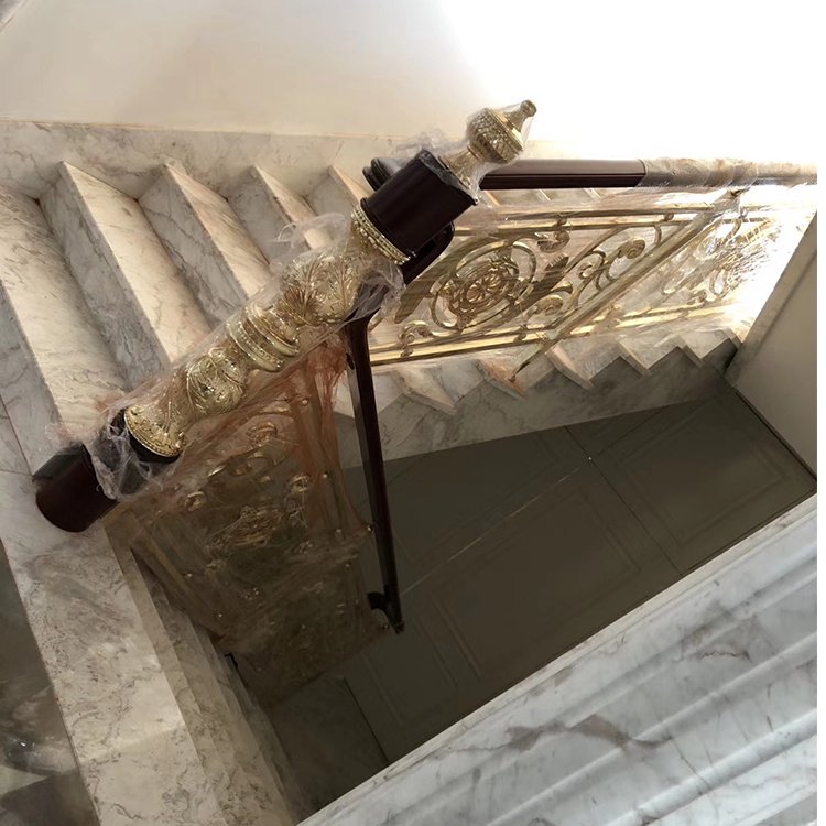 家装流行金属雕花楼梯护栏扶手 中式复古艺术铝板栏杆