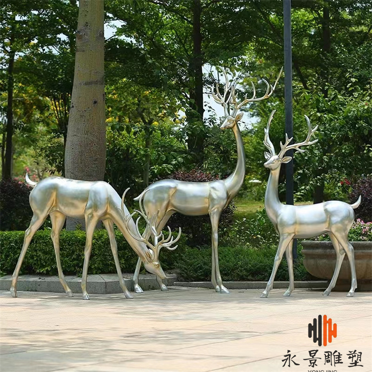 镜面不锈钢鹿雕塑 几何切面小鹿雕塑公园动物景观摆件