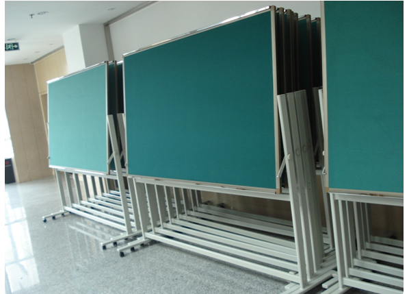 批发供应广西桂林软木板,玻璃白板定做软木板