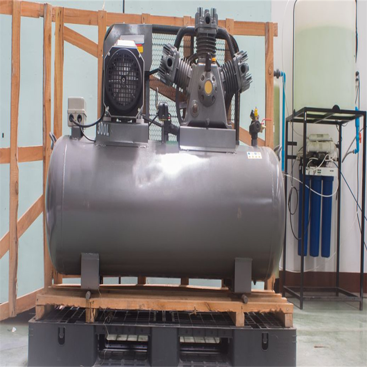东莞水冷螺杆冷水机组回收 有效利用 厂家直收
