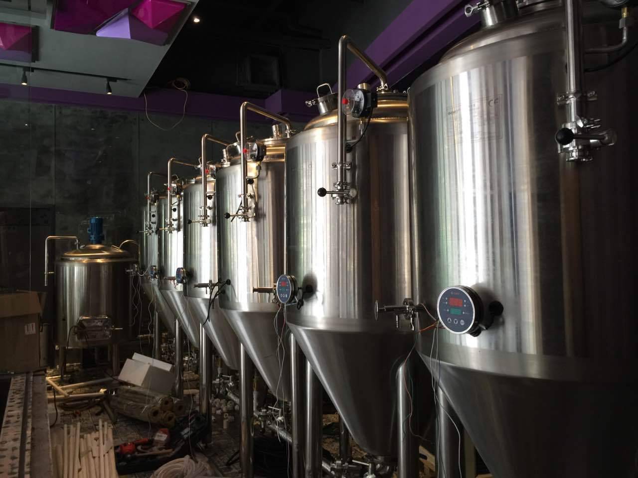 海南啤酒设备日产量500升的全套啤酒设备价格