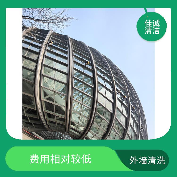 阳光棚外墙清洗 费用相对较低 能够较好保证清洗过程中的安全