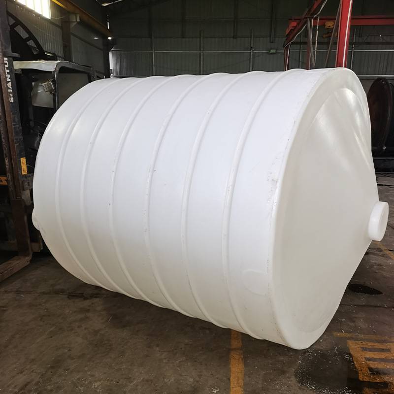 淄博10吨塑料桶10方氯氨酸钠储存搅拌桶5吨pe水桶批发