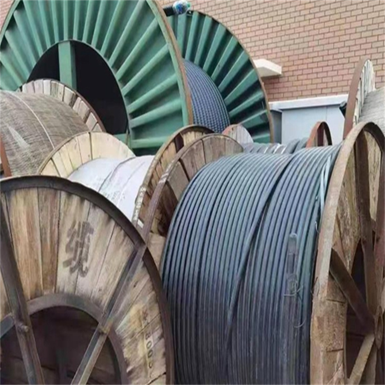 苏州废铜电缆回收厂家 高价回收 电线杆回收
