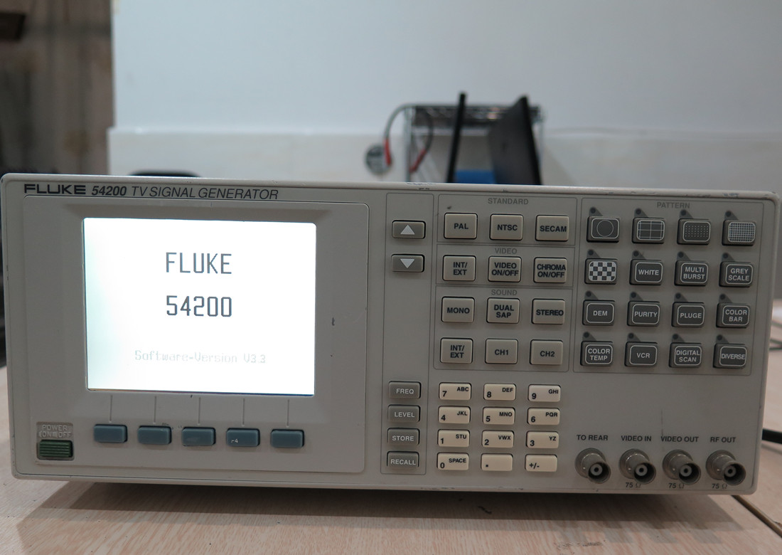FLUKE54200电视信号发生器