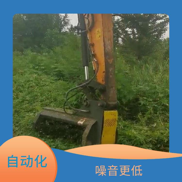 挖掘機(jī)打草機(jī) 自動(dòng)化 特別適合大面積草坪的修剪