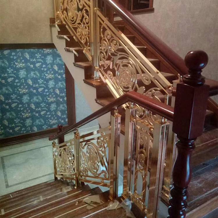 中山别墅订做 金属制作铝板浮雕玫瑰金栏杆楼梯扶手