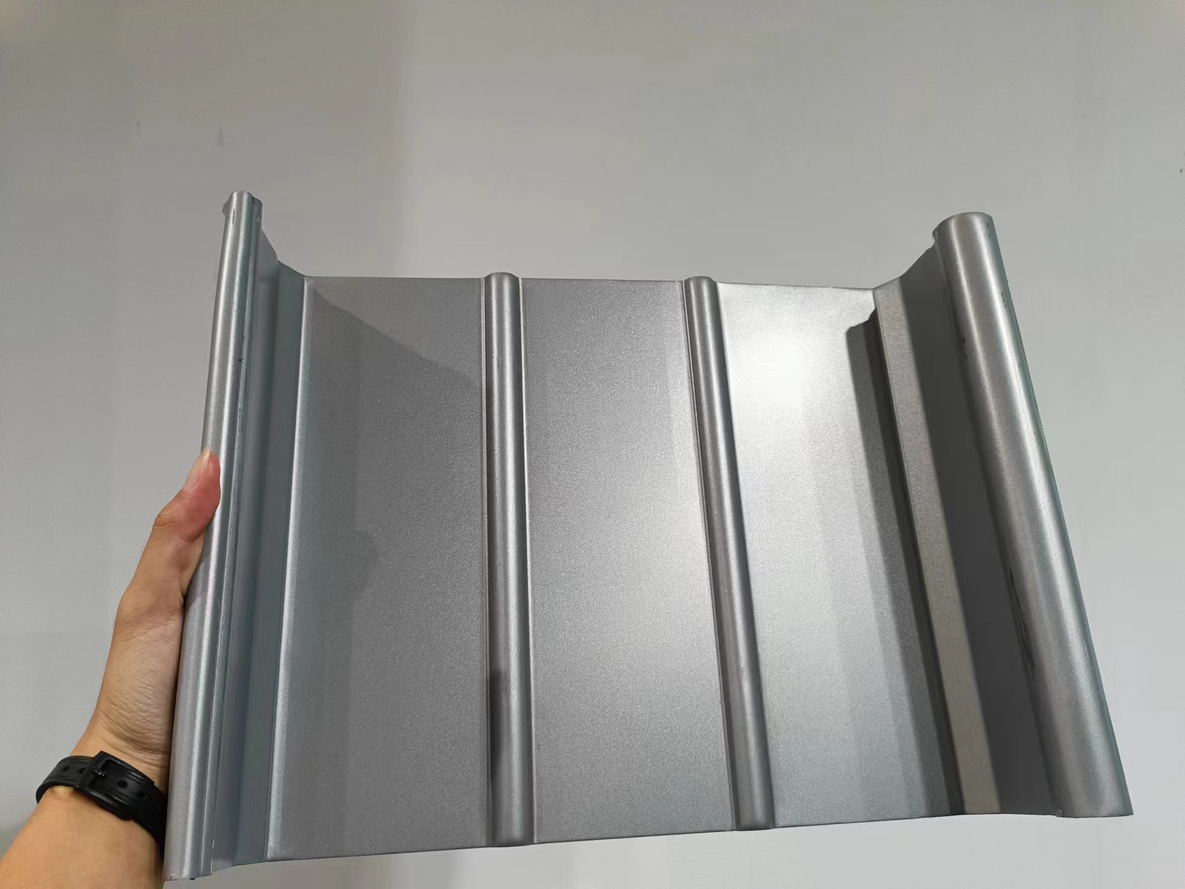 宝固YX65-300铝镁锰金属屋面板广东厂家