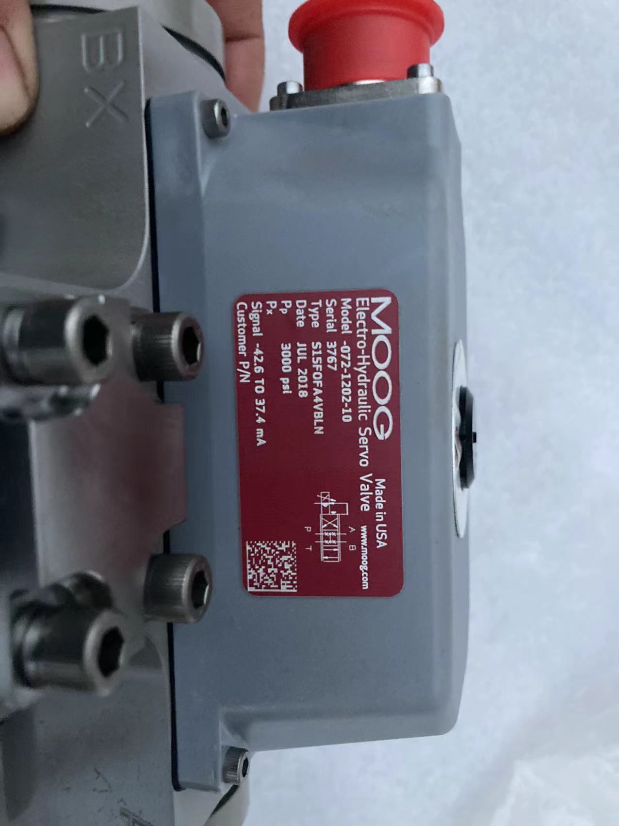 美国MOOG穆格伺服阀G761-3008B工业控制铸铁液压伺服阀现货批发