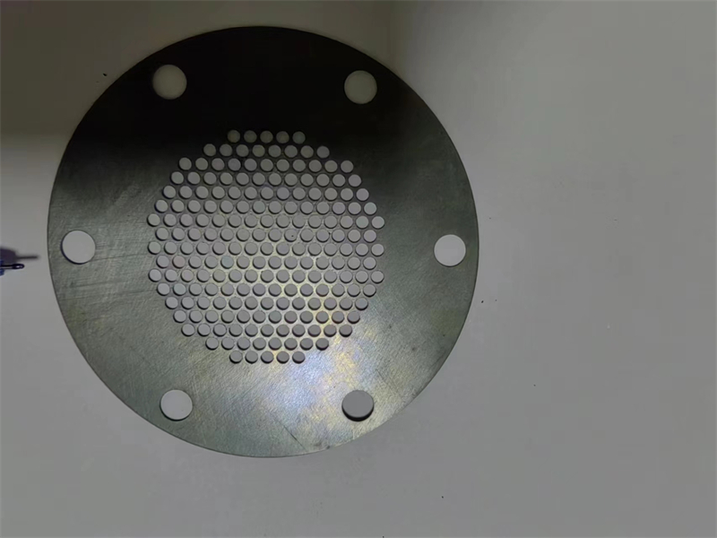 北京**薄金属微孔加工 不锈钢筛网激光打孔微小孔异形孔加工