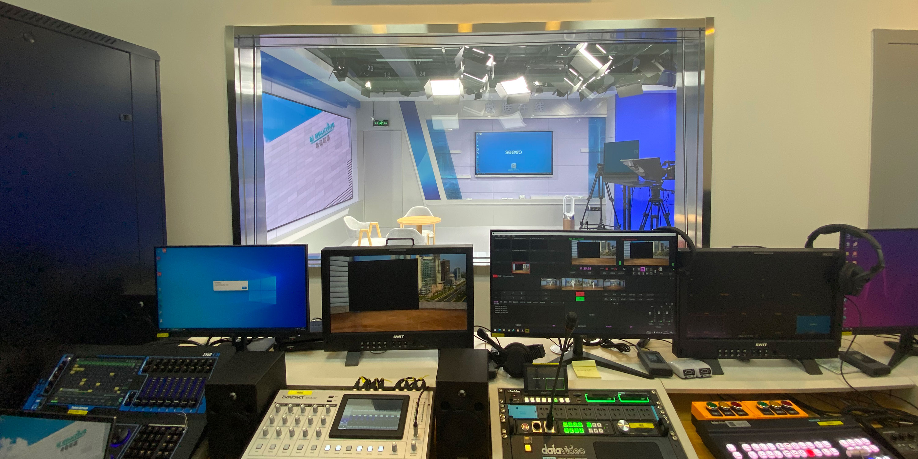 北极环影-4K虚拟演播室系统定制搭建虚拟演播室