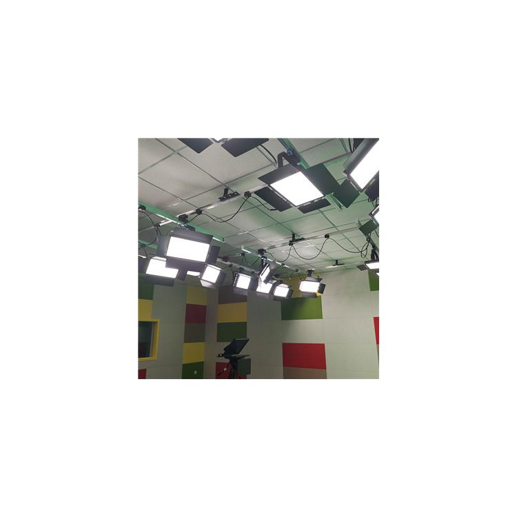 演播室的灯光布置 led柔光摄影灯 虚拟演播室灯光系统设备以及如何布光