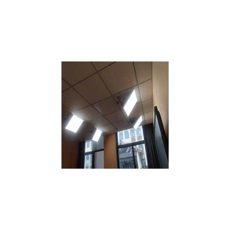 拼接屏面部发黑补光灯 LED会议室灯具 四类录播教室灯光布光方法