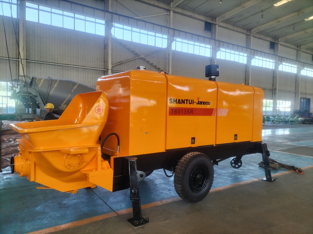 山推建友原厂混凝土输送泵柴油机泵拖泵HBT6013SR拖式混凝土泵